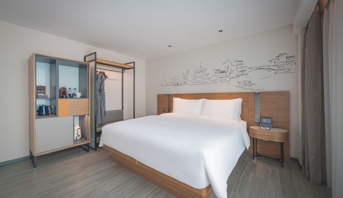 Deluxe Double Room Single Use, 1 Bedroom