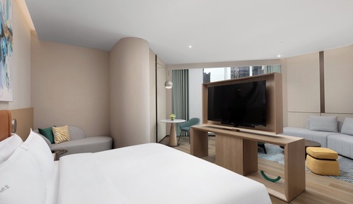 Suite, 1 King Bed