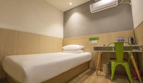Basic Single Room, 1 Large Twin Bed, Non Smoking, Annex Building