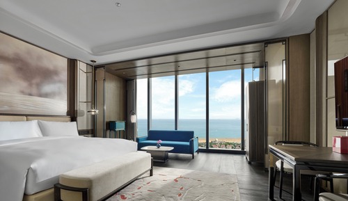 Reserve Deluxe Ocean View King