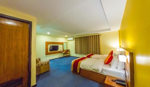 Deluxe Double or Twin Room