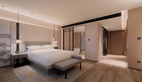 Room, 1 King Bed, Smoking, Harbor View