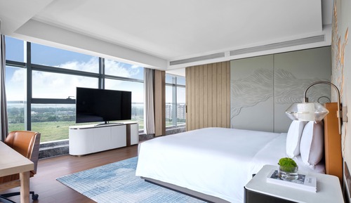 Suite, 1 Bedroom, Lake View