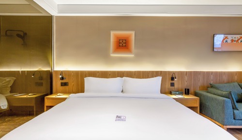 Single Room, City View