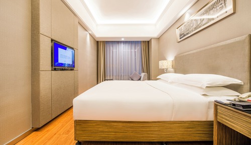Superior Room, 1 King Bed