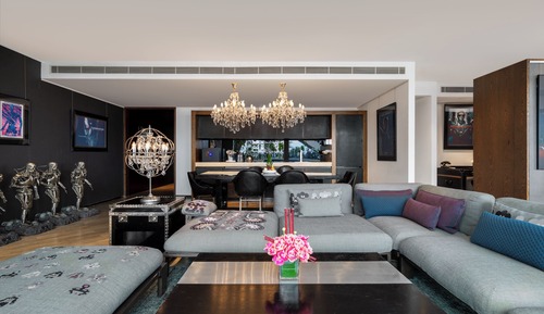 Grand Deluxe Lagoon Suite