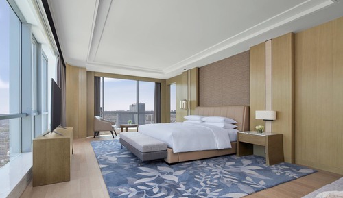 Room, 1 King Bed, City View