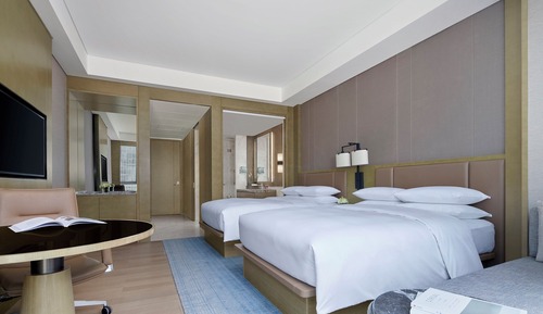 Premier Room, 1 King Bed