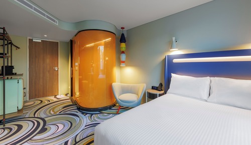 ADGE King Room