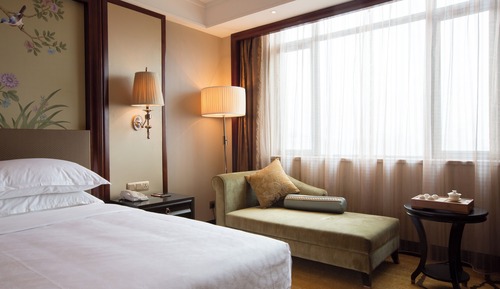 Room, 1 King Bed, Sea View (豪华海景大床房)