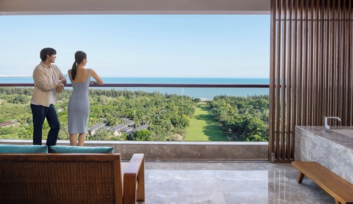 Classic Room, 1 King Bed, Sea View (High Floor)