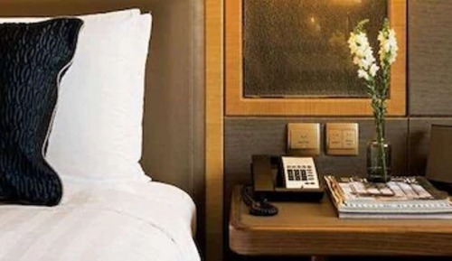 Deluxe Room, 2 Twin Beds, River View
