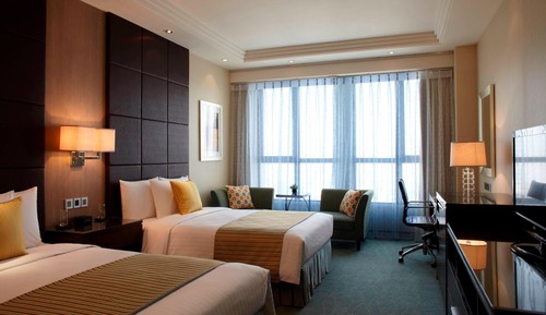 Deluxe Room, 2 Twin Beds, City View