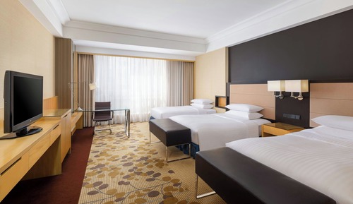 Family Triple Bed Room