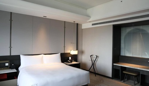 Suite, 1 Twin Bed (Ambassador)