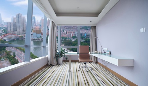 Suite, 1 Bedroom (Stocked Minibar)
