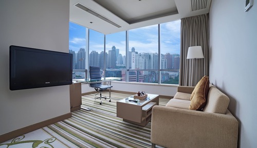 Suite, 1 King Bed
