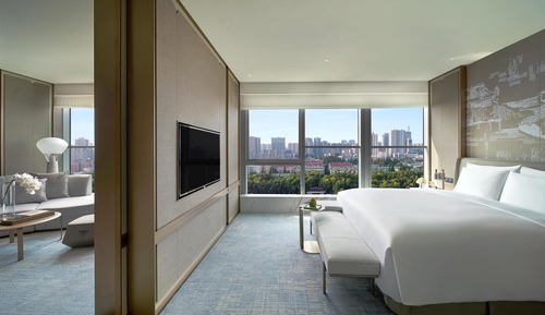 Superior Suite, 1 King Bed (Deluxe Junior)