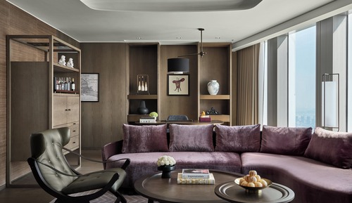 Manor Suite Canton Tower View