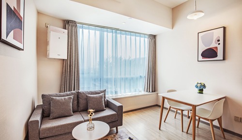 City View King Room