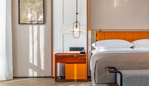 Business Suite, 1 King Bed