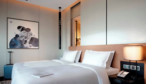 Premier Twin Room, River View