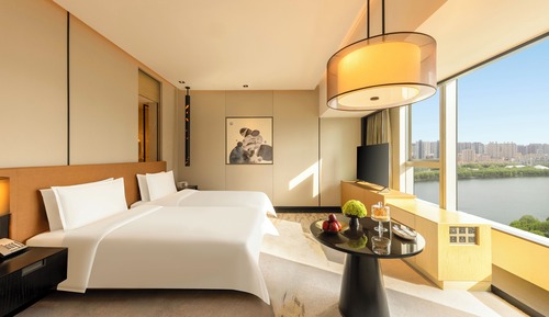 Room (Premier)