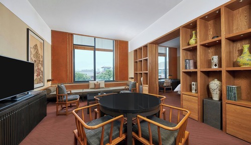 Executive Suite, 1 King Bed