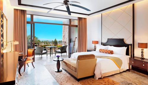 Room, 1 King Bed, Balcony (Ocean View)