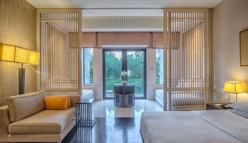 Room, 1 King Bed, Garden View, Courtyard Area