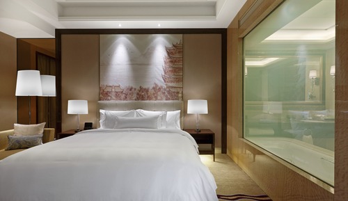 Room, 1 King Bed, City View