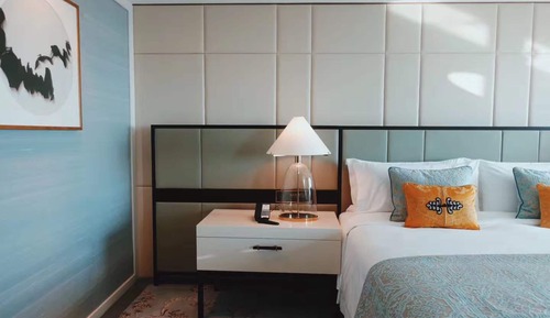 Superior Room, 1 King Bed, City View