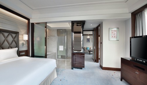 Suite, 1 Bedroom, Smoking, City View