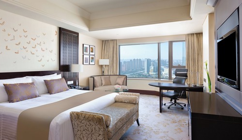 Club Room, 1 King Bed, Club Lounge Access