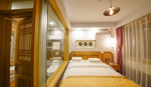 Exclusive Room