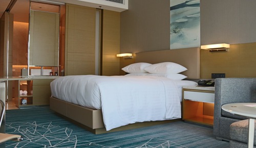 Premier Room, 1 King Bed