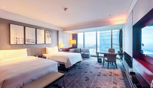 Classic Room, 2 Twin Beds (Pearl River View)