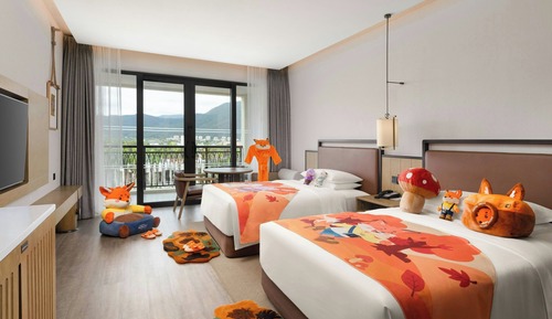 Deluxe Room, 2 Double Beds, Garden View