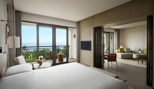 Deluxe Suite, 1 Bedroom, Smoking, Oceanfront (Ocean View)