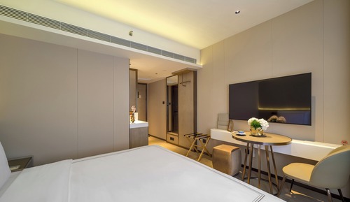 Superior Room, 1 King Bed
