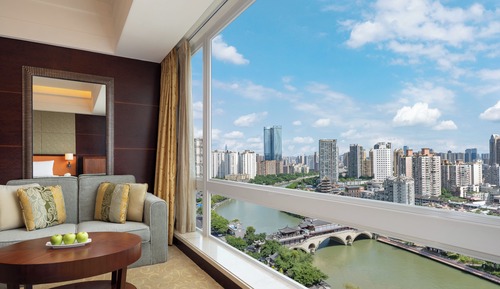 Horizon, Room, 2 Twin Beds, River View