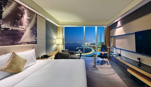 Premium Room, 1 King Bed, Lake View