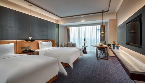 Club Deluxe Twin Room