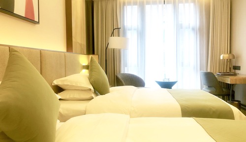 Twin Room, 2 Twin Beds, Smoking (Selected)