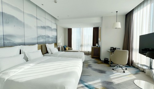 Deluxe Room, Multiple Beds, City View (Premium)