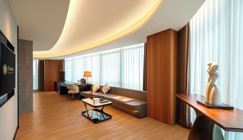Executive Studio Suite, Lake View