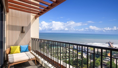 Suite, 1 King Bed, Balcony, Sea View