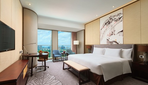 Premium Room, 1 King Bed (High Floor)