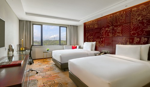 Premier Twin Room