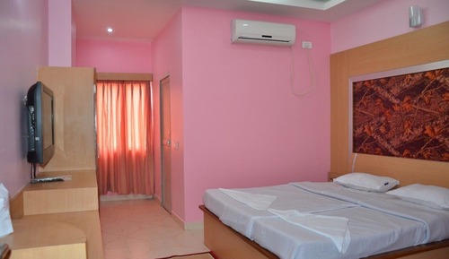 Super Deluxe Room